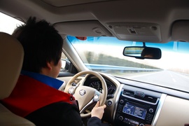 2013款新世代天籁试驾