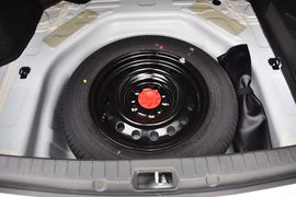 2013款丰田卡罗拉1.6L