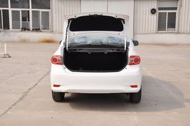 2013款丰田卡罗拉1.6L