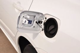 2013款丰田卡罗拉1.6L