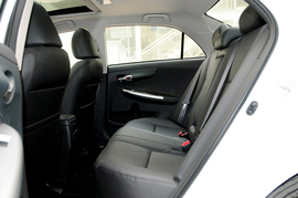 2013款丰田卡罗拉1.6L