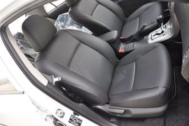 2013款丰田卡罗拉1.6L