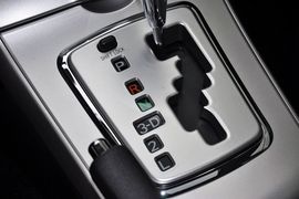 2013款丰田卡罗拉1.6L