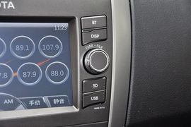 2013款丰田卡罗拉1.6L