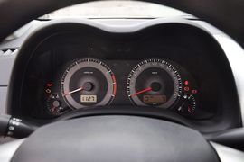 2013款丰田卡罗拉1.6L