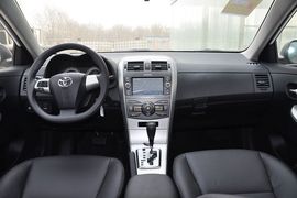 2013款丰田卡罗拉1.6L