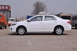 2013款丰田卡罗拉1.6L