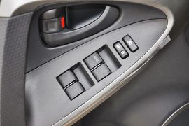 2013款丰田RAV4