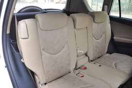 2013款丰田RAV4