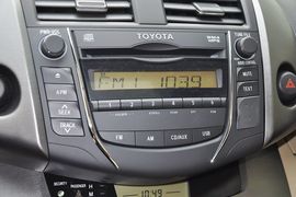 2013款丰田RAV4