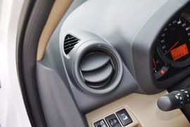 2013款丰田RAV4