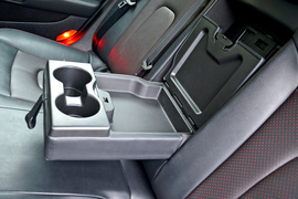 实拍北京汽车绅宝D320