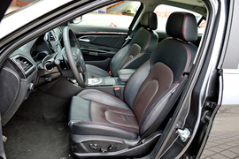 实拍北京汽车绅宝D320