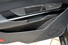 实拍北京汽车绅宝D320