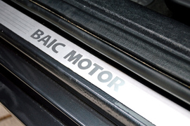 实拍北京汽车绅宝D320