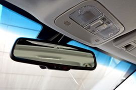 实拍北京汽车绅宝D320