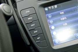 实拍北京汽车绅宝D320