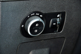 实拍北京汽车绅宝D320