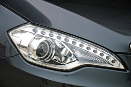 实拍北京汽车绅宝D320