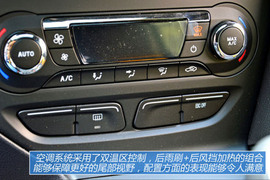 2013款福克斯ST2.0T手动标准版到店实拍