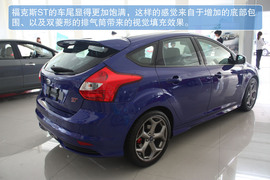 2013款福克斯ST2.0T手动标准版到店实拍