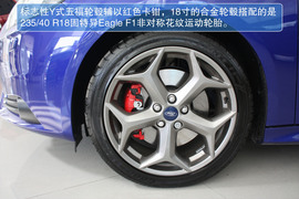 2013款福克斯ST2.0T手动标准版到店实拍