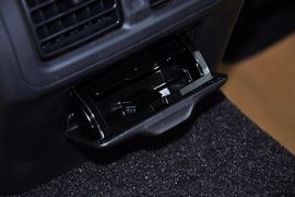2010款丰田锐志2.5S风度菁华版
