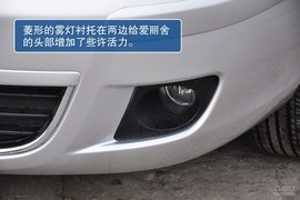 2013款雪铁龙爱丽舍1.6L手动科技型天窗版到店实拍