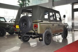 2012款北京BJ212