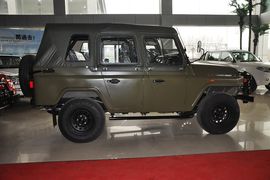 2012款北京BJ212
