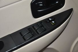 2011款北汽骑士S12