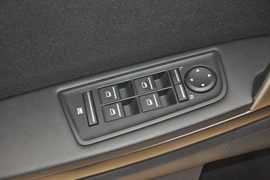 2013款MG6