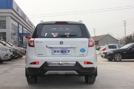 2013款吉利英伦SX7