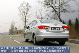 2013款海马M3试驾