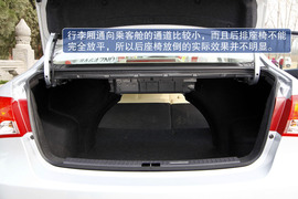 2013款海马M3试驾