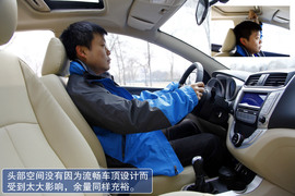 2013款海马M3试驾