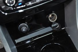 2013款江淮和悦RS