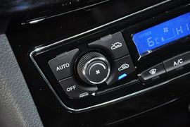 2013款江淮和悦RS