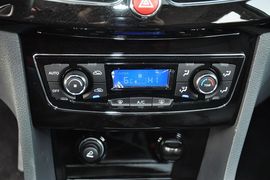 2013款江淮和悦RS