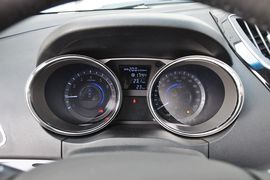 2013款江淮和悦RS