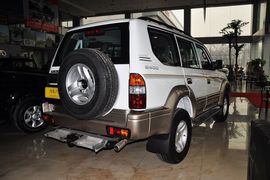 2012款北汽路霸2.4L四驱到店实拍