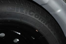 2012款江淮和悦1.5L手动尊逸运动型