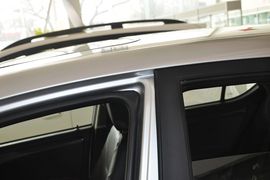 2012款江淮和悦1.5L手动尊逸运动型