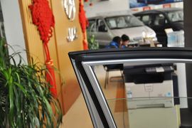 2012款江淮和悦1.5L手动尊逸运动型