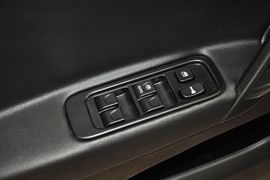 2012款江淮和悦1.5L手动尊逸运动型