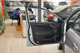 2012款江淮和悦1.5L手动尊逸运动型