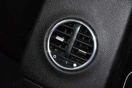 2012款江淮和悦1.5L手动尊逸运动型