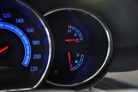 2012款江淮和悦1.5L手动尊逸运动型