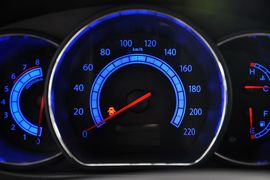 2012款江淮和悦1.5L手动尊逸运动型