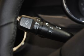 2012款江淮和悦1.5L手动尊逸运动型